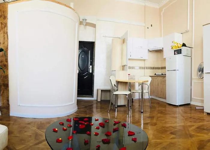 Apartment In The City Center